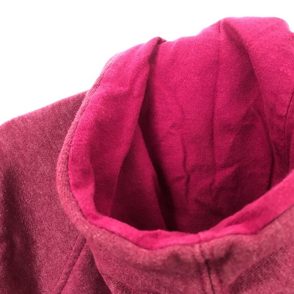 The North Face Jacket Hoodie - Picture 4 of 8